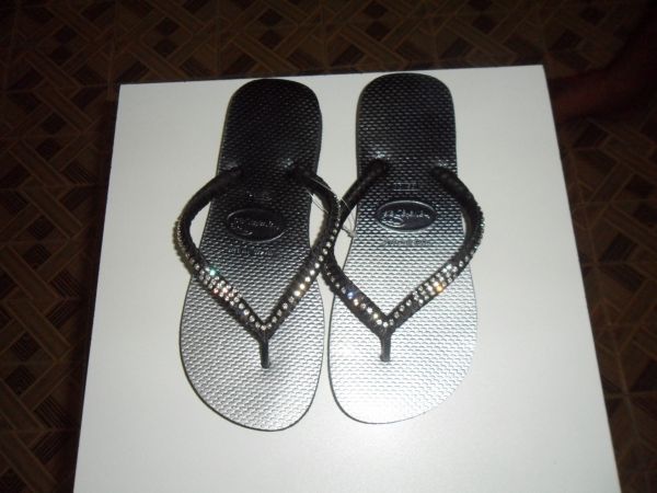 havaianas top personalizada com straz